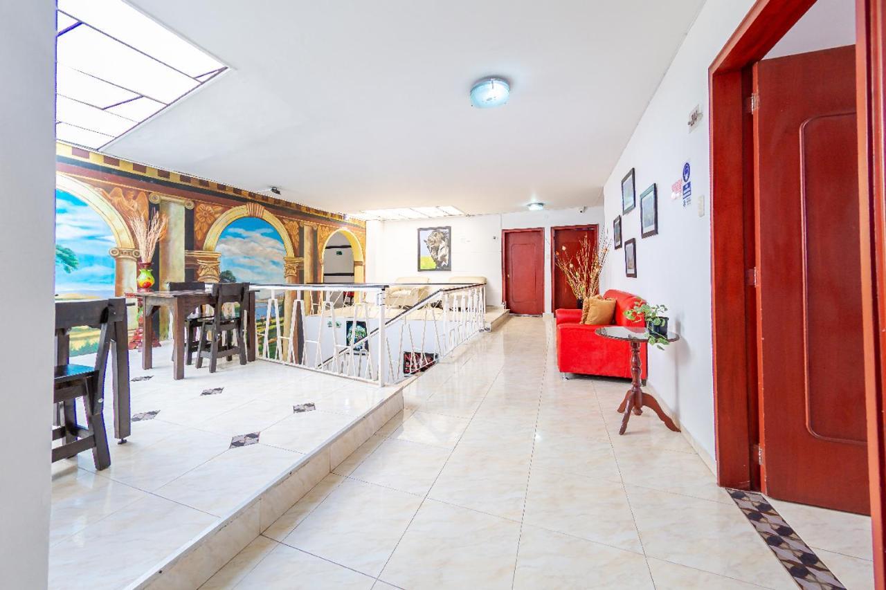 Imperio La 16 Hotell Pereira Exteriör bild
